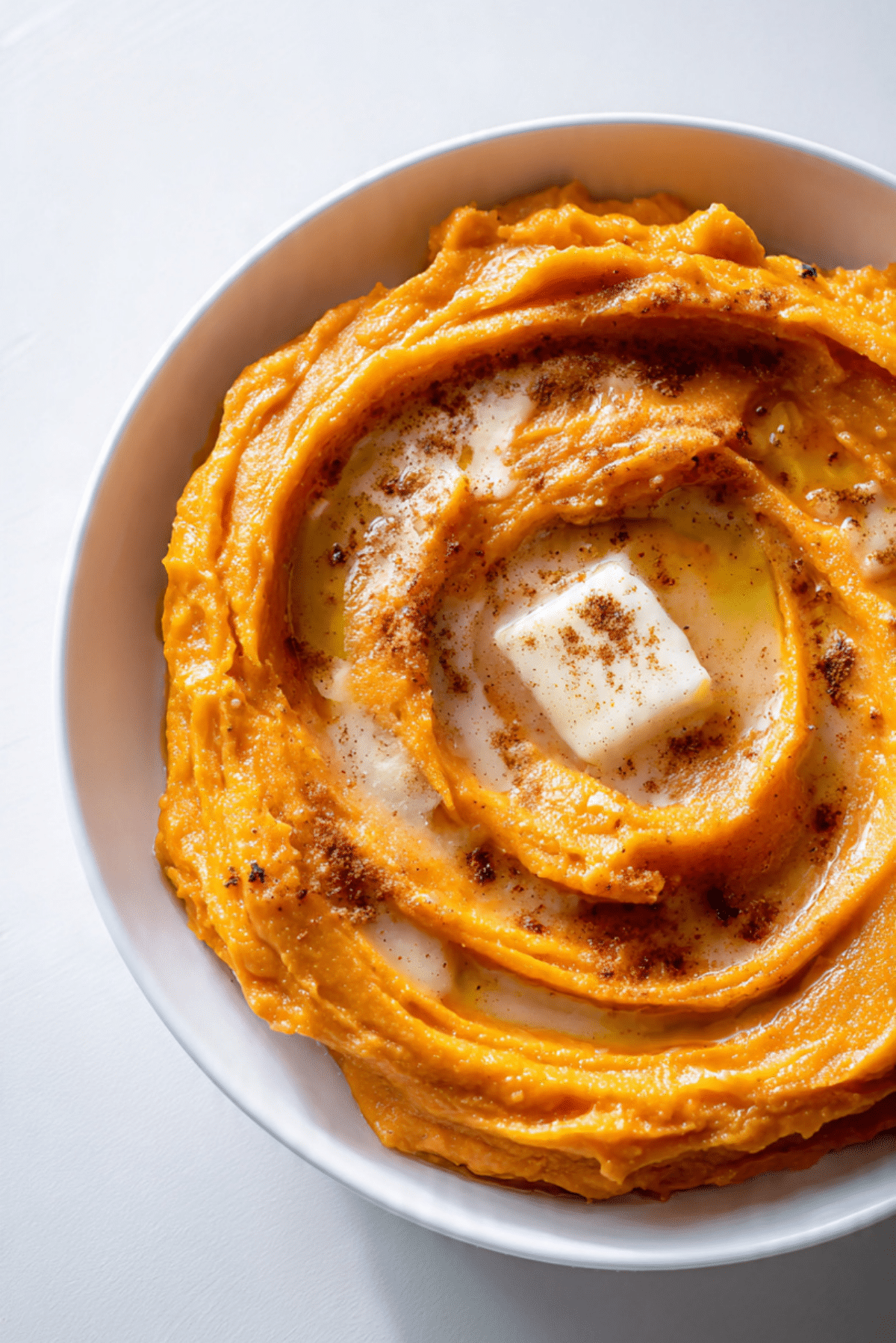 Easy Whipped Sweet Potatoes Recipe (With Maple, Brown Sugar & Vanilla)