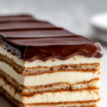 Creamy No-Bake Chocolate Éclair Cake