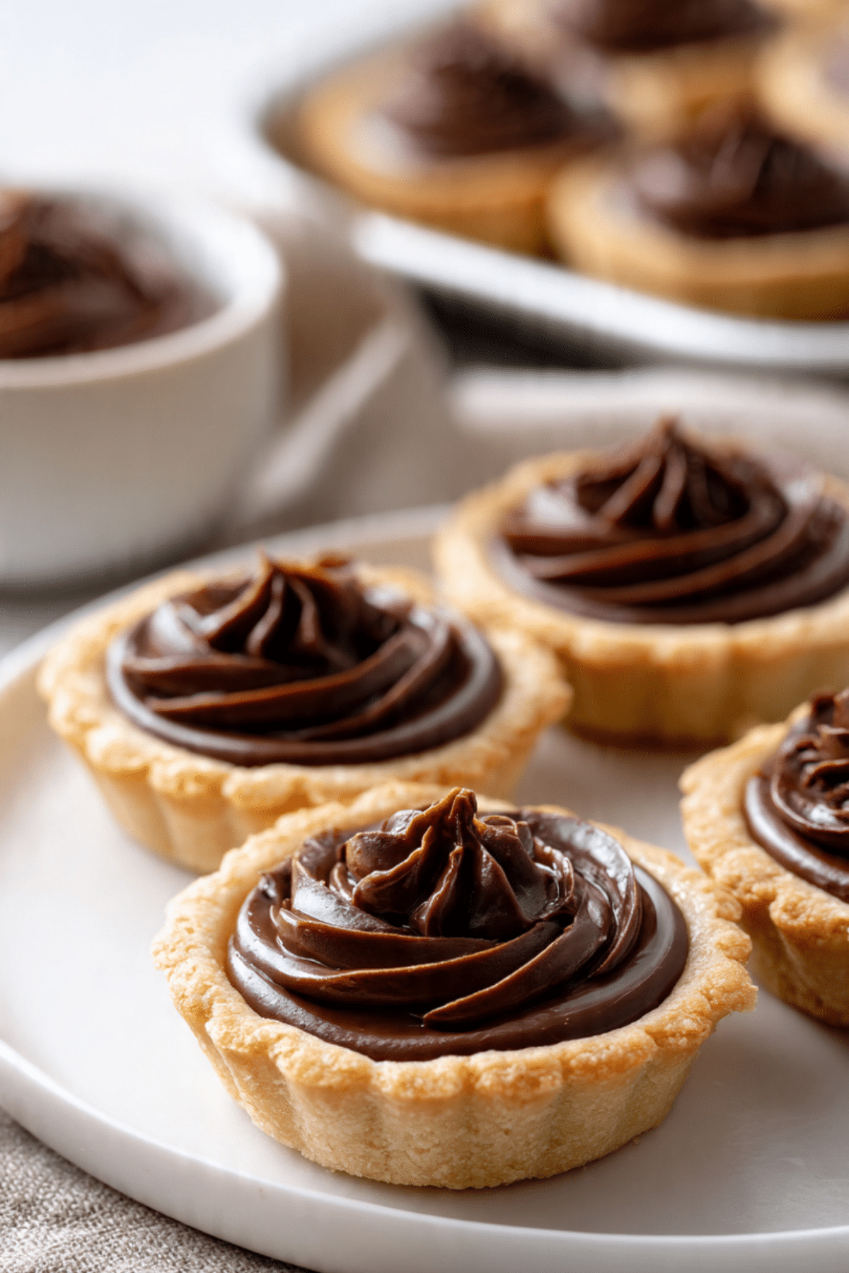 Mini chocolate tarts